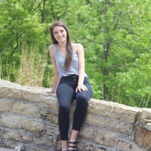 Meet your Posher, Mackenzie